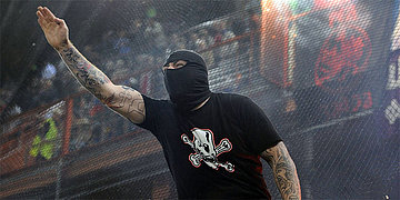 Zur Veranstaltung: "Angriff über rechts: Neonazis im Stadion"