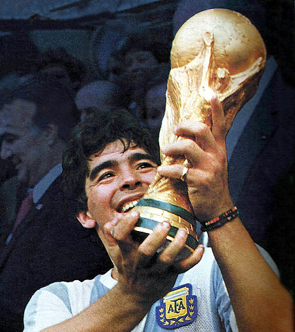 Zum Artikel "Trauer um Diego Maradona"
